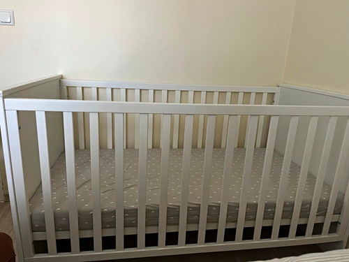 Weißes babybett gitterbett - weißes, babybett/gitterbett